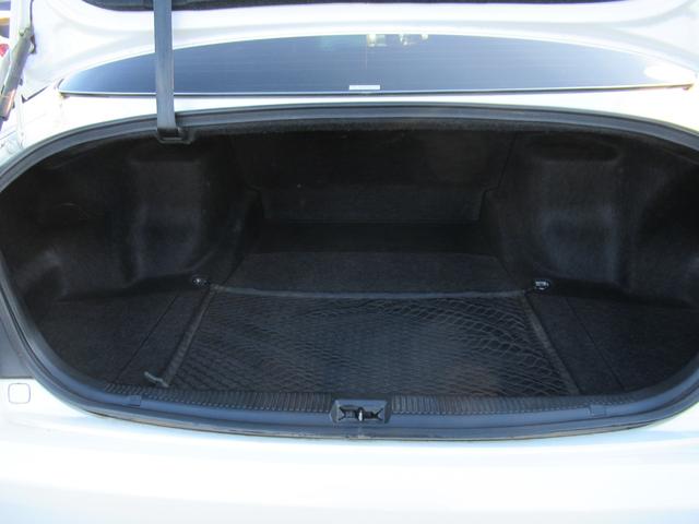 クラウン アスリート　プレミアムエディション　黒皮　サンルーフ　地でぢ　ユーザー様買取直販車　車検令和８年１２月　新車保証書　取説完備（71枚目）