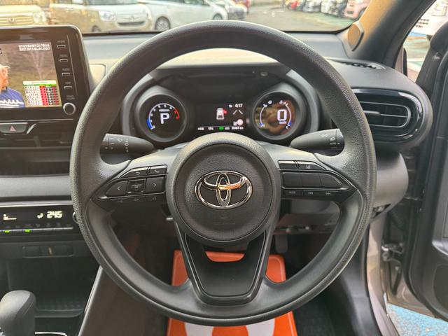 ヤリス G ナビ・TV・ETC・Bluetooth・車線逸脱警報・オートライト・オートハイビーム・バックカメラ(20枚目)