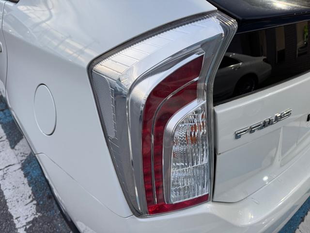 プリウス Ｇ　ナビ・ＴＶ・ＥＴＣ・アイドリングストップ・バックカメラ・クルーズコントロール・オートライト・フォグランプ・Ｂｌｕｅｔｏｏｔｈ・ハーフレザーシート（13枚目）