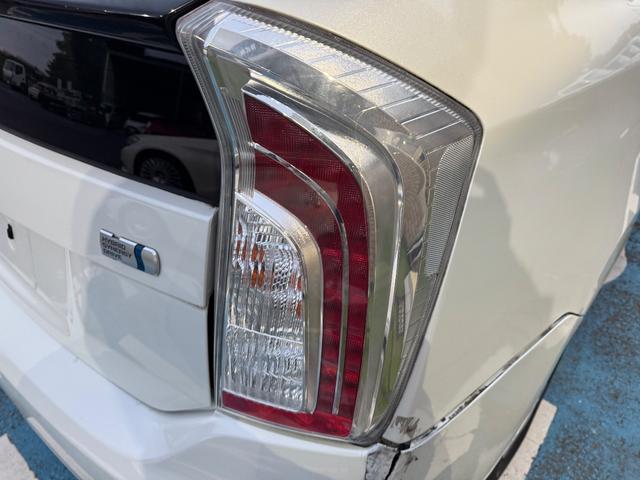 プリウス Ｇ　ナビ・ＴＶ・ＥＴＣ・アイドリングストップ・バックカメラ・クルーズコントロール・オートライト・フォグランプ・Ｂｌｕｅｔｏｏｔｈ・ハーフレザーシート（14枚目）