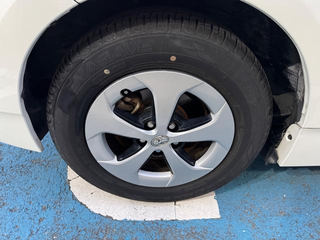 プリウス Ｇ　ナビ・ＴＶ・ＥＴＣ・アイドリングストップ・バックカメラ・クルーズコントロール・オートライト・フォグランプ・Ｂｌｕｅｔｏｏｔｈ・ハーフレザーシート（15枚目）