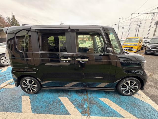 Ｎ－ＢＯＸカスタム Ｇ・Ｌホンダセンシング　リア経度修復・ナビ・ＴＶ・ＥＴＣ・アイドリングストップ・プッシュスタート・安全装備・クルーズコントロール・フォグランプ・両側電動スライドドア・シートヒーター（4枚目）