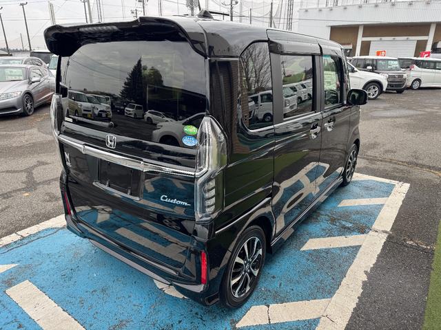 Ｎ－ＢＯＸカスタム Ｇ・Ｌホンダセンシング　リア経度修復・ナビ・ＴＶ・ＥＴＣ・アイドリングストップ・プッシュスタート・安全装備・クルーズコントロール・フォグランプ・両側電動スライドドア・シートヒーター（5枚目）