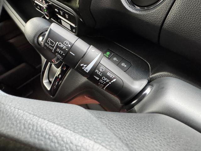 Ｎ－ＢＯＸカスタム Ｇ・Ｌホンダセンシング　リア経度修復・ナビ・ＴＶ・ＥＴＣ・アイドリングストップ・プッシュスタート・安全装備・クルーズコントロール・フォグランプ・両側電動スライドドア・シートヒーター（26枚目）