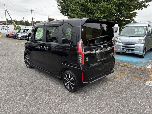 N-BOXカスタム G・Lホンダセンシング ナビ・TV・ETC・バックカメラ・クルーズコントロール・車線逸脱警報・衝突軽減警報・プッシュスタート・電動スライドドア(7枚目)