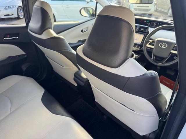 プリウス Sツーリングセレクション ナビ・TV・ETC・アイドリングストップ・クルーズコントロール・ドライブレコーダー・オートライト・オートハイビーム・車線逸脱警報・衝突軽減警報・レザーシート・Bluetooth・シートヒーター(39枚目)