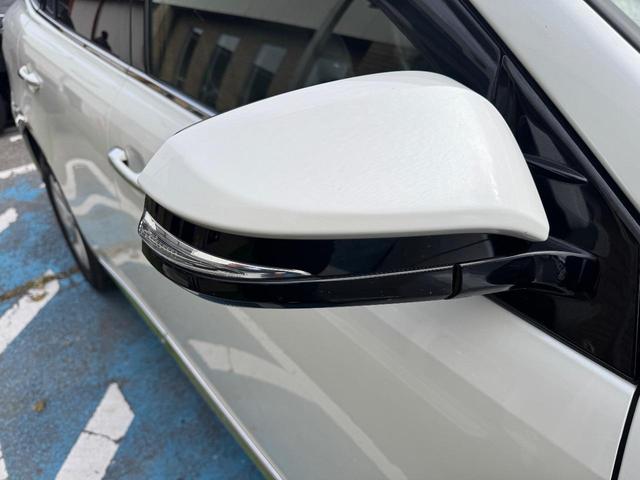 ハリアー エレガンス ナビ・TV・ETC・アイドリングストップ・オートライト・オートハイビーム・電動パーキング・プッシュスタート・レザーシート・クルーズコントロール・フォグランプ(12枚目)