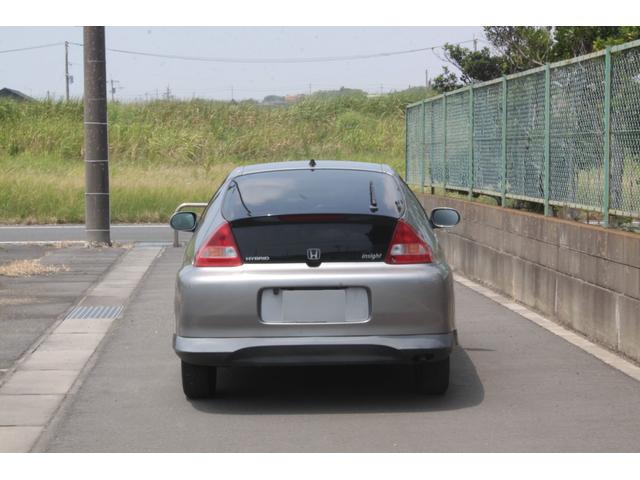 インサイト ベースグレード　ベースグレード　純正リサイクルＩＭＡバッテリー搭載　追加費用が掛かりますがトヨタセルを使ったＩＭＡバッテリーにアップグレードも可能です（3枚目）