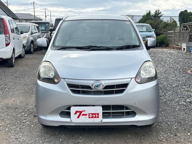 ミライース Ｘ　ＥＴＣ　バックカメラ　ナビ　ＴＶ　キーレスエントリー　アイドリングストップ　電動格納ミラー　ＣＶＴ　盗難防止システム　ＡＢＳ　Ｂｌｕｅｔｏｏｔｈ　衝突安全ボディ　エアコン　パワーステアリング（13枚目）