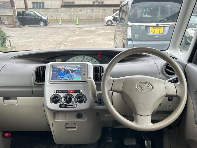 タント Ｘ　電動スライドドア　ナビ　ＴＶ　スマートキー　電動格納ミラー　ベンチシート　ＣＶＴ　盗難防止システム　ＡＢＳ　ＣＤ　アルミホイール　衝突安全ボディ　エアコン　パワーステアリング　パワーウィンドウ（2枚目）