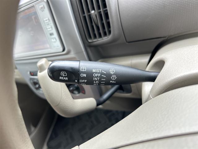 タント Ｘ　電動スライドドア　ナビ　ＴＶ　スマートキー　電動格納ミラー　ベンチシート　ＣＶＴ　盗難防止システム　ＡＢＳ　ＣＤ　アルミホイール　衝突安全ボディ　エアコン　パワーステアリング　パワーウィンドウ（8枚目）
