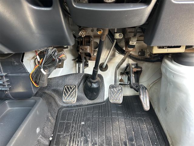 キャリイトラック ＫＣエアコン・パワステ　４ＷＤ　ＭＴ　ＥＴＣ　エアコン　パワーステアリング（47枚目）