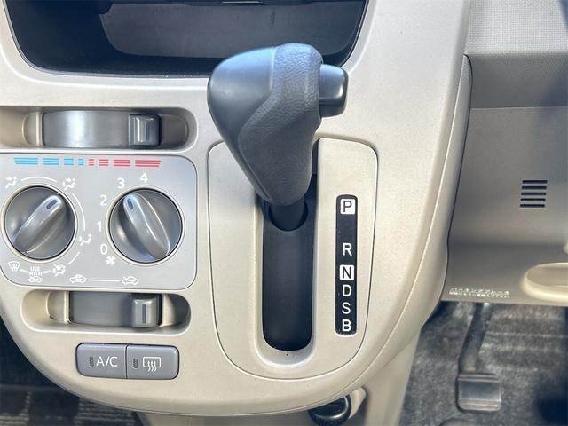 ���i�����ގ��ɕK�����삷�郌�o�[�ł��B����̂��₷�����̂ɂȂ��Ă��܂��B���Ј�x�̊����Ă��������B