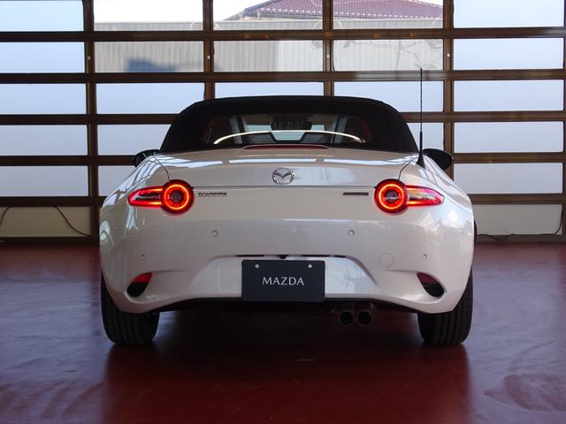 ロードスター Sスペシャルパッケージ 登録済み未使用車 6速MT ツーリングパッケージ フロアマット バックカメラ ナビ用SDカード ボディコーティング ETC シートヒーター レーダークルーズコントロール 純正アルミホイール 衝突軽減(8枚目)