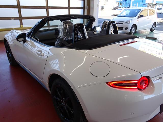 ロードスター Sスペシャルパッケージ 登録済み未使用車 6速MT ツーリングパッケージ フロアマット バックカメラ ナビ用SDカード ボディコーティング ETC シートヒーター レーダークルーズコントロール 純正アルミホイール 衝突軽減(20枚目)