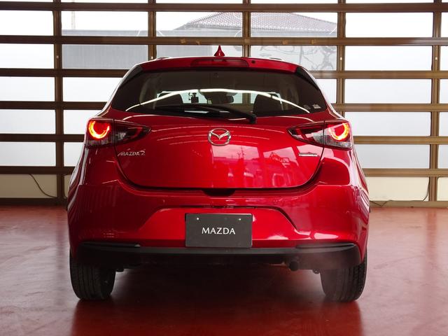 ＭＡＺＤＡ２ １５Ｓ　純正ＳＤナビ　ＥＴＣ　フルセグＴＶ　ＣＤ・ＤＶＤ　衝突軽減システム　横滑り防止　パーキングセンサー　アイドリングストップ　レーンアシスト　オートライト　ＬＥＤヘッドライト　前後ドラレコ　フロアマット（10枚目）