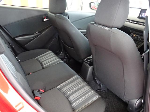 ＭＡＺＤＡ２ １５Ｓ　純正ＳＤナビ　ＥＴＣ　フルセグＴＶ　ＣＤ・ＤＶＤ　衝突軽減システム　横滑り防止　パーキングセンサー　アイドリングストップ　レーンアシスト　オートライト　ＬＥＤヘッドライト　前後ドラレコ　フロアマット（33枚目）
