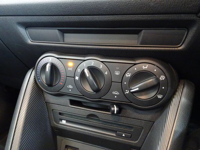 ＭＡＺＤＡ２ １５Ｓ　純正ＳＤナビ　ＥＴＣ　フルセグＴＶ　ＣＤ・ＤＶＤ　衝突軽減システム　横滑り防止　パーキングセンサー　アイドリングストップ　レーンアシスト　オートライト　ＬＥＤヘッドライト　前後ドラレコ　フロアマット（52枚目）