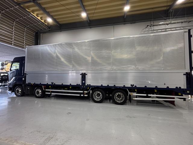 ギガ 4軸低床・アルミウィング・ハイルーフ・アルミホイール・7MT(5枚目)