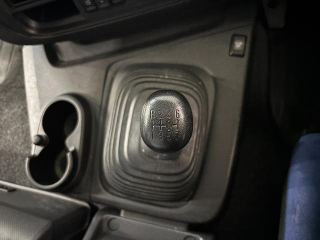 ギガ 4軸低床・アルミウィング・ハイルーフ・アルミホイール・7MT(11枚目)