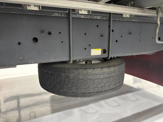 ギガ 4軸低床・アルミウィング・ハイルーフ・アルミホイール・7MT(21枚目)