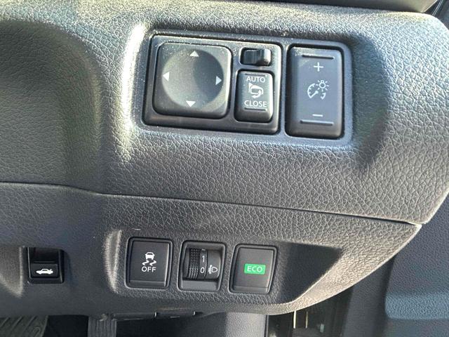 シルフィ Ｘ　バックカメラ　ナビ　ＣＶＴ　スマートキー　電動格納ミラー　電動リアゲート　盗難防止システム　ミュージックプレイヤー接続可　衝突安全ボディ　ＡＢＳ　ＥＳＣ　エアコン　パワーステアリング　パワーウィンドウ（5枚目）