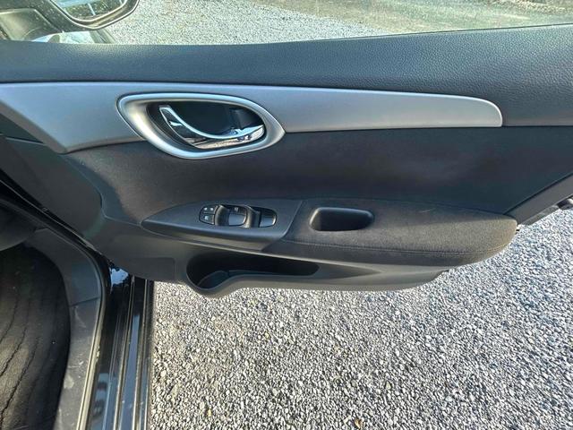 シルフィ Ｘ　バックカメラ　ナビ　ＣＶＴ　スマートキー　電動格納ミラー　電動リアゲート　盗難防止システム　ミュージックプレイヤー接続可　衝突安全ボディ　ＡＢＳ　ＥＳＣ　エアコン　パワーステアリング　パワーウィンドウ（23枚目）