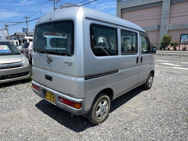 アクティバン 　ＭＴ　両側スライドドア　アルミホイール　エアコン　運転席エアバッグ（9枚目）