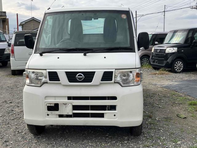 ＮＴ１００クリッパートラック 　４ＷＤ　ＭＴ　パワーステアリング　ＥＴＣ　エアコン　運転席エアバッグ　ダンプ　三方開（9枚目）