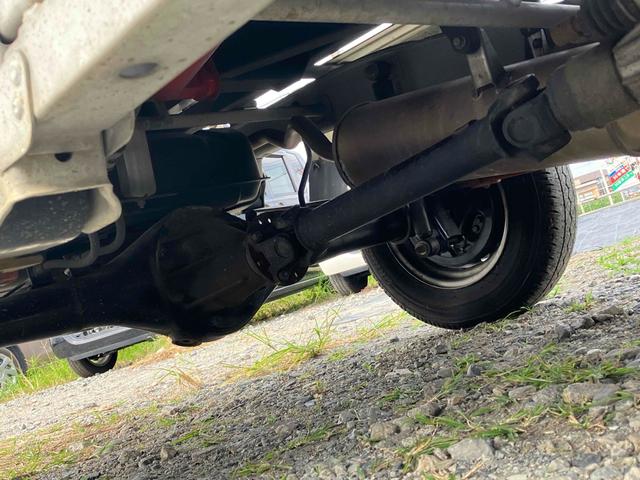 ＮＴ１００クリッパートラック 　４ＷＤ　ＭＴ　パワーステアリング　ＥＴＣ　エアコン　運転席エアバッグ　ダンプ　三方開（23枚目）