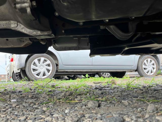 ＮＴ１００クリッパートラック 　４ＷＤ　ＭＴ　パワーステアリング　ＥＴＣ　エアコン　運転席エアバッグ　ダンプ　三方開（24枚目）