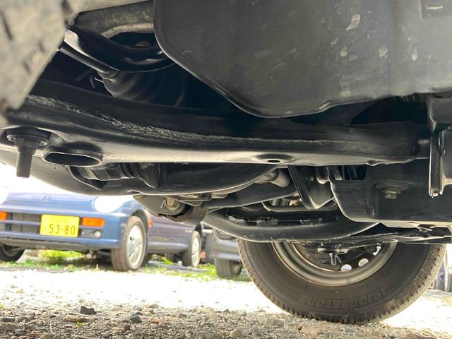 ＮＴ１００クリッパートラック 　４ＷＤ　ＭＴ　パワーステアリング　ＥＴＣ　エアコン　運転席エアバッグ　ダンプ　三方開（26枚目）