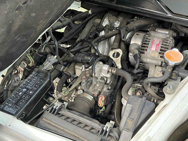 ＮＴ１００クリッパートラック 　４ＷＤ　ＭＴ　パワーステアリング　ＥＴＣ　エアコン　運転席エアバッグ　ダンプ　三方開（27枚目）