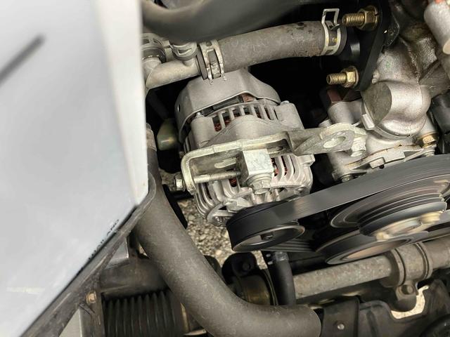 オルタネーターも交換済みです。