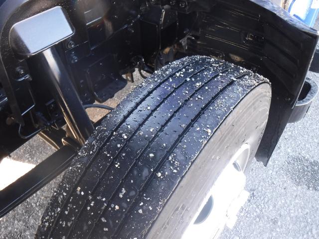 エルフトラック ワイドロング 4段クレーン フックイン2.93t吊ラジコン 3.95t積載 塗装仕上済 ETC F6速MT ターボ工具 ジャッキ 取扱説明書 スペアキー1本(17枚目)