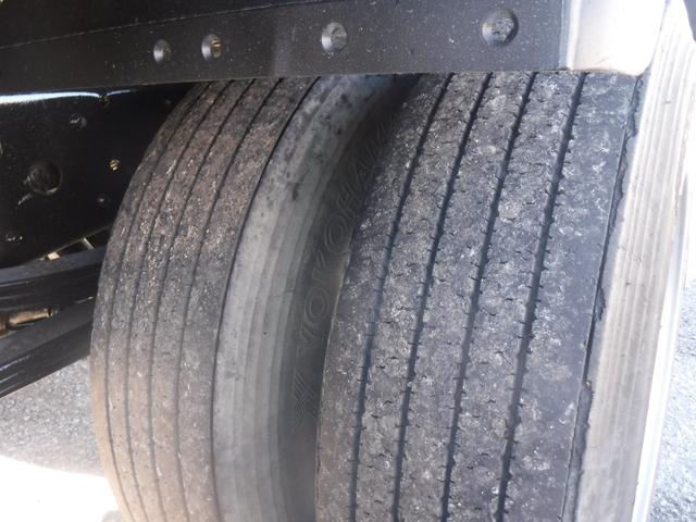 エルフトラック ワイドロング 4段クレーン フックイン2.93t吊ラジコン 3.95t積載 塗装仕上済 ETC F6速MT ターボ工具 ジャッキ 取扱説明書 スペアキー1本(20枚目)