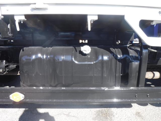 エルフトラック ワイドロング 4段クレーン フックイン2.93t吊ラジコン 3.95t積載 塗装仕上済 ETC F6速MT ターボ工具 ジャッキ 取扱説明書 スペアキー1本(25枚目)