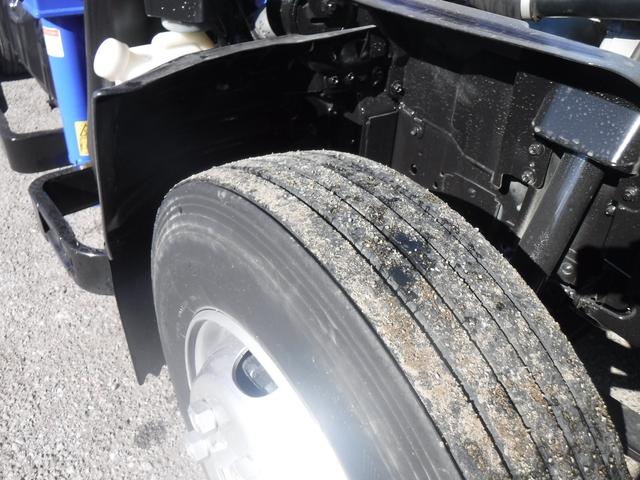 エルフトラック ワイドロング 4段クレーン フックイン2.93t吊ラジコン 3.95t積載 塗装仕上済 ETC F6速MT ターボ工具 ジャッキ 取扱説明書 スペアキー1本(27枚目)