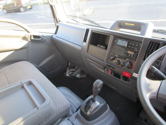 エルフトラック 　冷蔵冷凍　－３０度設定　２室冷凍　スタンバイ２００Ｖ　３．５ｔ積載バックカメラ　ＥＴＣ　写真逸脱装置　車間センサーＡＴターボ冷凍機：東プレ車両総重量：７，３５５ｋｇ　準中型免許工具　ジャッキ（23枚目）