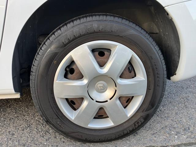 カングー ゼン 1.2ターボ マニュアル6速 キーレス スペアーキー ディスプレイオーディオ バックカメラ ETC ドラレコ ルーフレール 取説(11枚目)