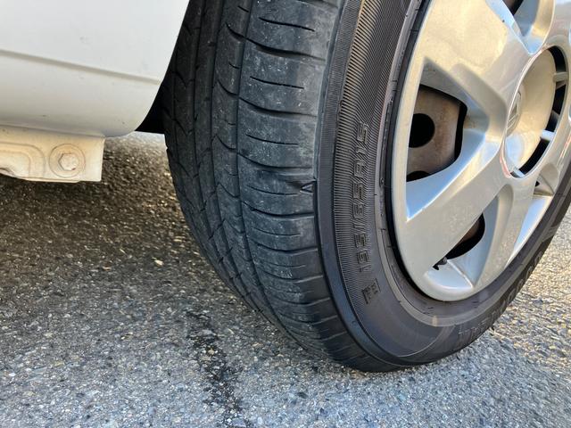 カングー ゼン 1.2ターボ マニュアル6速 キーレス スペアーキー ディスプレイオーディオ バックカメラ ETC ドラレコ ルーフレール 取説(16枚目)