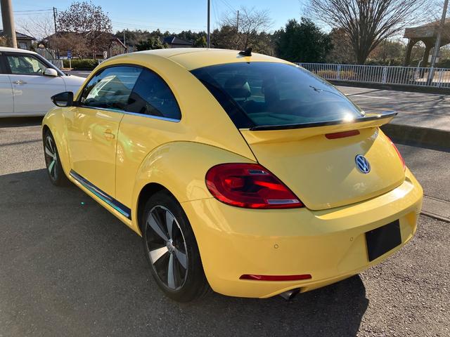 ザ・ビートル ターボ ターボ スマートキー2個 ブラックレザーシート シートヒーター ナビ バックカメラ BTオーディオ HIDオートライト 取説 保証書(7枚目)