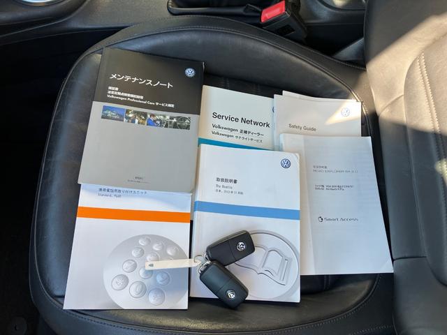 ザ・ビートル ターボ ターボ スマートキー2個 ブラックレザーシート シートヒーター ナビ バックカメラ BTオーディオ HIDオートライト 取説 保証書(29枚目)