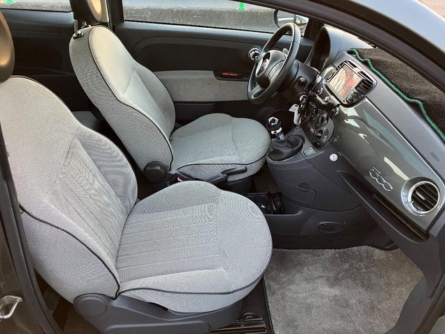 500 1.2ラウンジ 左ハンドル マニュアル5速 デイライト スペアーキー ガラスルーフ フルセグ バックカメラ BTオーディオ 取説(22枚目)