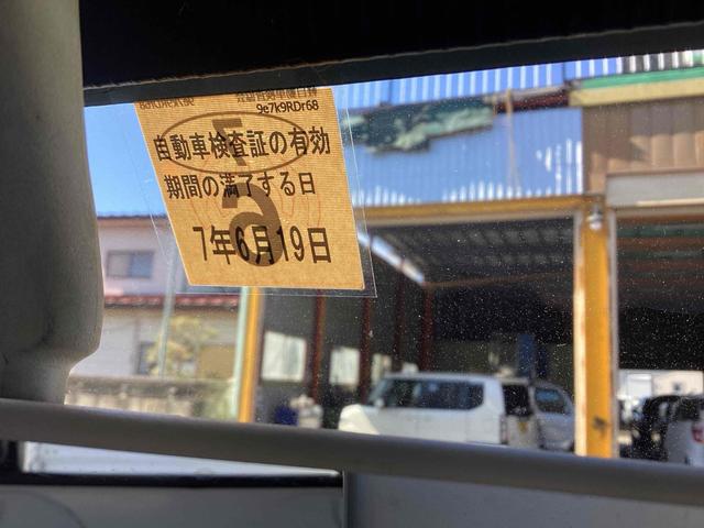 キャリイトラック 　４ＷＤ　ＡＴ　アルミホイール　エアコン　パワーステアリング　運転席エアバッグ　ＣＤ（29枚目）
