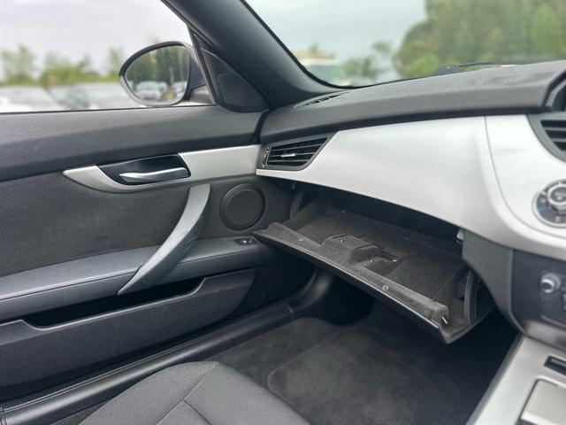 Ｚ４ ｓＤｒｉｖｅ２３ｉ　ナビ　アルミ　ＥＴＣ　　レーダー探知機　キー２個（39枚目）