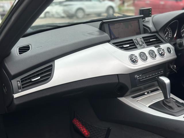 Ｚ４ ｓＤｒｉｖｅ２３ｉ　ナビ　アルミ　ＥＴＣ　　レーダー探知機　キー２個（48枚目）