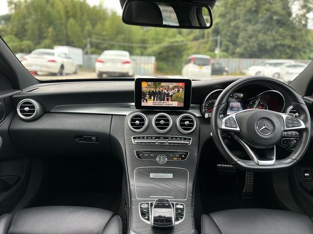 Ｃクラスステーションワゴン Ｃ２２０ｄ　ステーションワゴンローレウスエディション　パノラマサンルーフ　革シート　電動リアゲート　純正１８インチ　シルバールーフレール（11枚目）