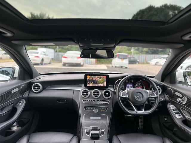Ｃクラスステーションワゴン Ｃ２２０ｄ　ステーションワゴンローレウスエディション　パノラマサンルーフ　革シート　電動リアゲート　純正１８インチ　シルバールーフレール（12枚目）