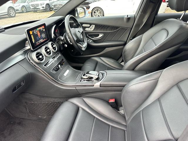 Ｃクラスステーションワゴン Ｃ２２０ｄ　ステーションワゴンローレウスエディション　パノラマサンルーフ　革シート　電動リアゲート　純正１８インチ　シルバールーフレール（14枚目）
